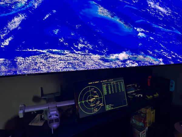 ADS-B Airplane Tracking #1726<br>4,032 x 3,024<br>Published 1 day ago